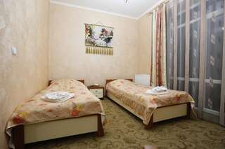 Отель Цвит Папороти Яремче Двухместный номер с 2 отдельными кроватями и балконом-5